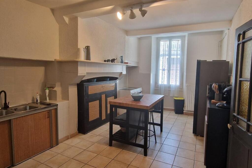 Chambre Dans Maison De Ville - 2 Personnes Олорон-Сент-Мари Экстерьер фото